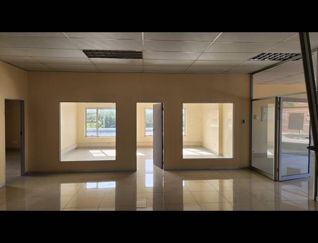 343M² OFFICE FOR SALE IN NELSPRUIT CENTRAL